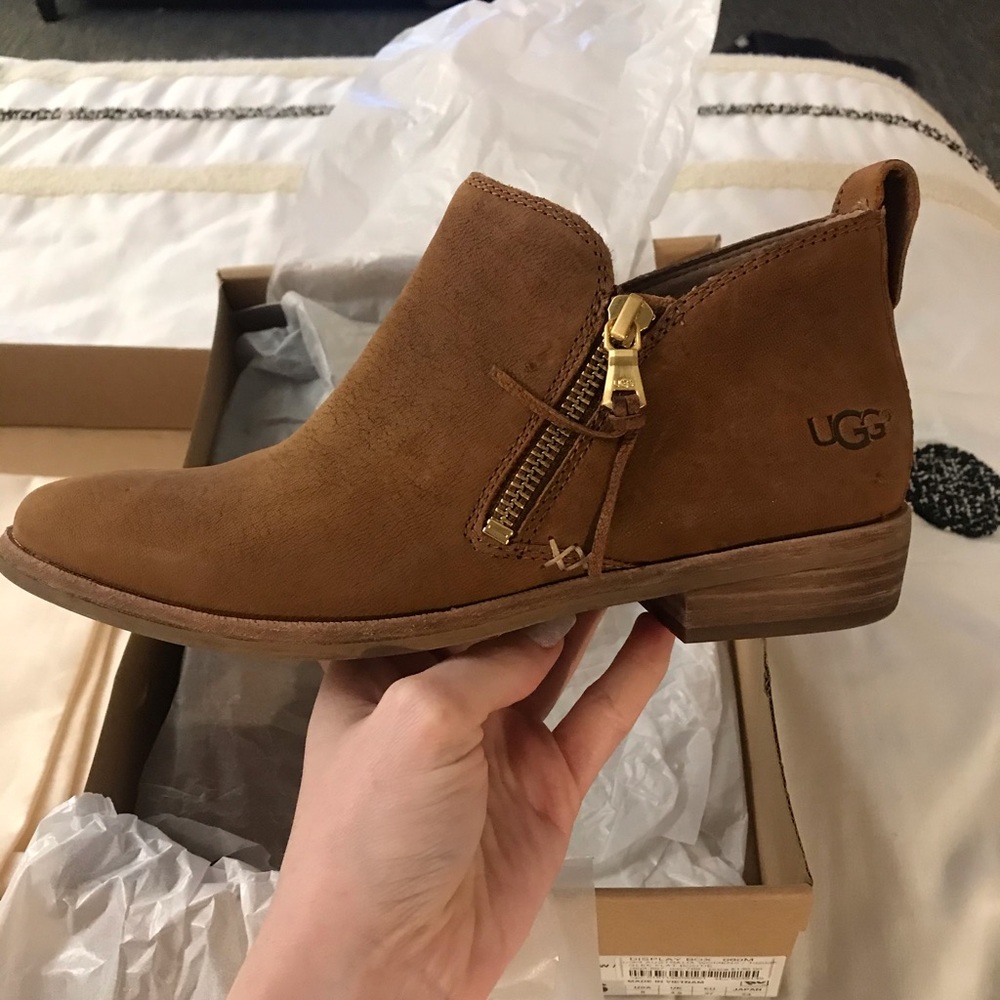 Ugg Glee Booties
